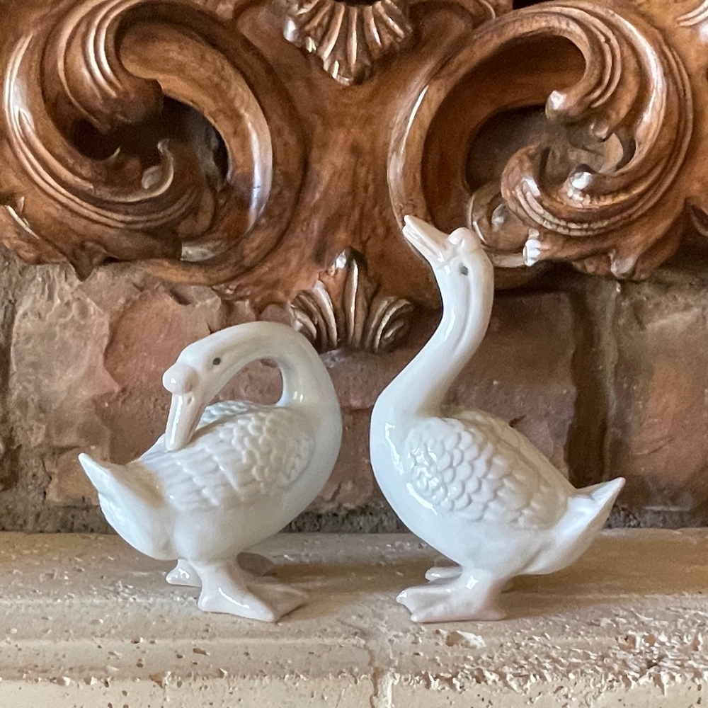 Fitz and Floyd Pair of Geese